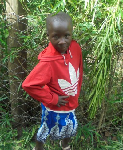 Click Veronica's picture to sponsor her - She is 8 years old, loves learning and wants to be a teacher.