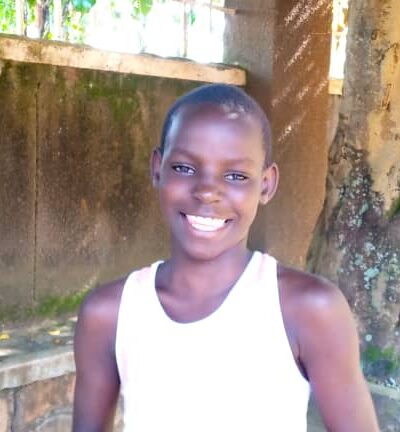 Click Brenda's picture to sponsor her - She is 10 years old, loves school, and wants to be a lawyer.
