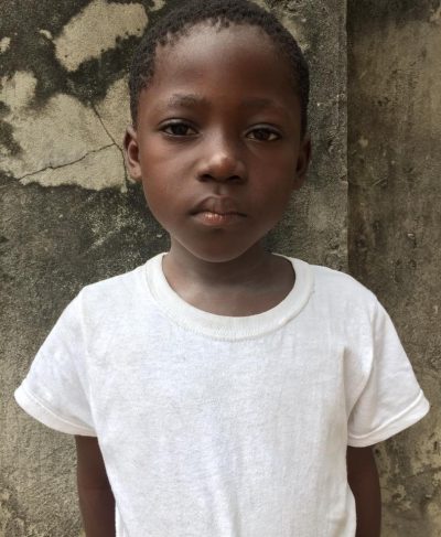 Click Lesline's picture to sponsor her - She is 8 years old, loves being at the ministry CarePoint and wants to be a doctor.