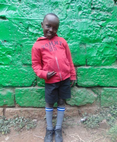 Click Nathan's picture to sponsor him - He is 7 years old, enjoys learning English and hopes to be a doctor.