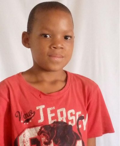 Click Larrocheyne's picture to sponsor him - He is 10 years old, loves math, and wants to be a policeman.