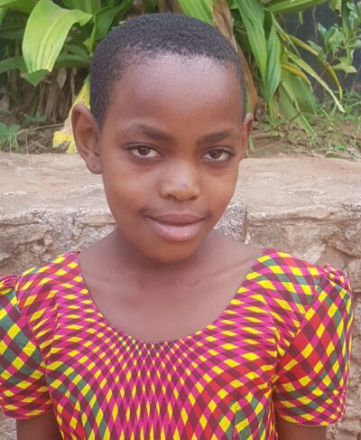 Click Janeth's picture to sponsor her!