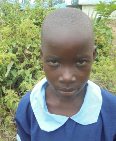 Click Lilian's picture to sponsor her!