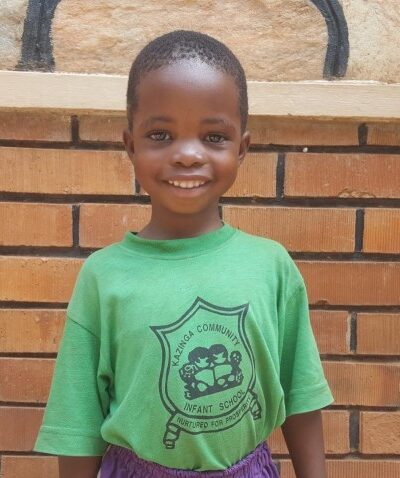 Click Miracle's picture to sponsor him!