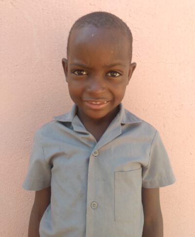 Click Raven's picture to sponsor her!