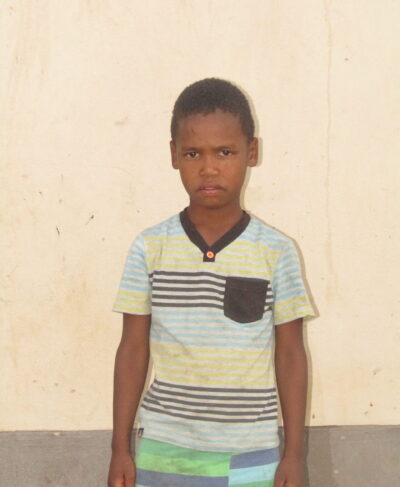 Click Garth's picture to sponsor him!
